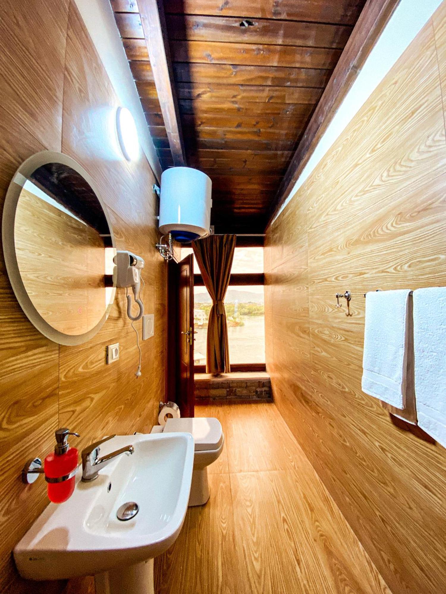Hotel Iliria Canaj Rum bild